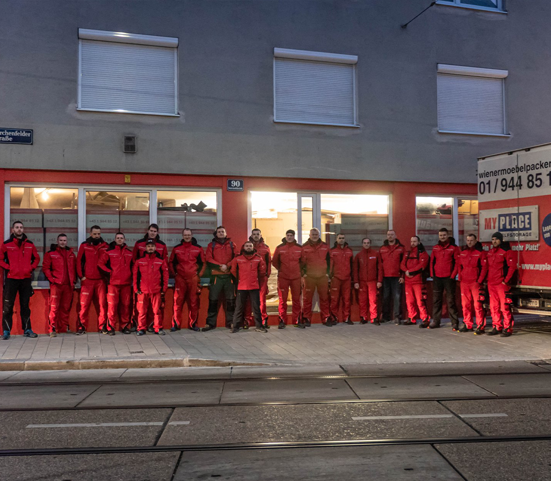 Über 60 bestens geschulte Möbelpacker
