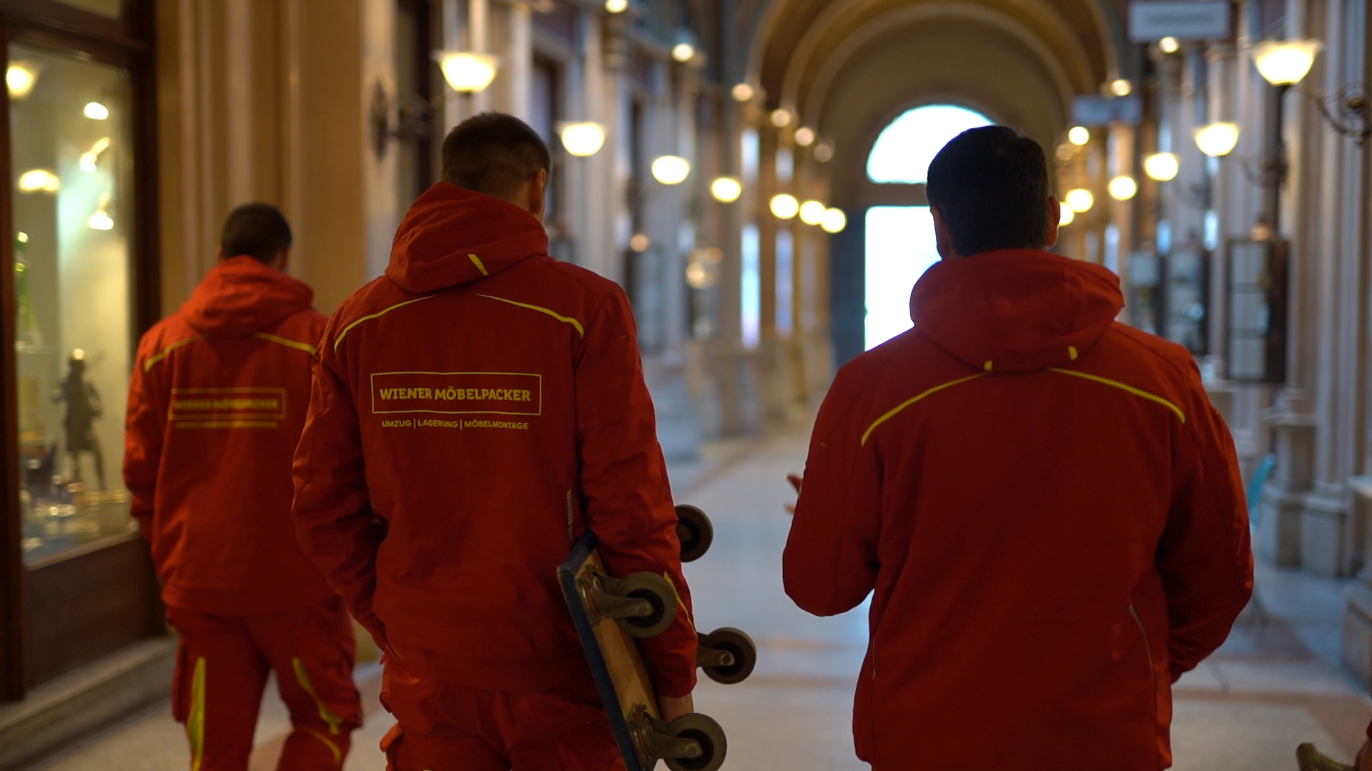 Wiener Möbelpacker in Aktion