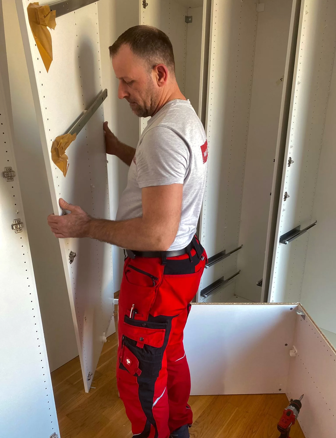 Möbelmontage an Münchner Adresse